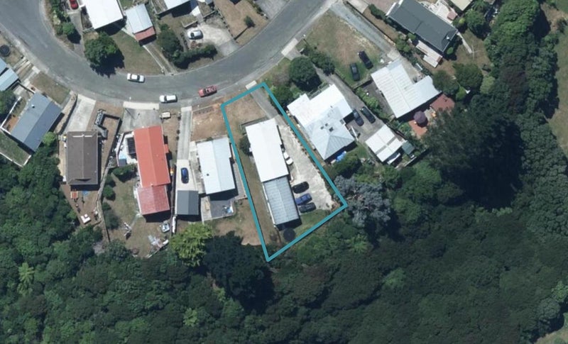 13 Staysail Place, Whitby, Porirua - Carousel 1