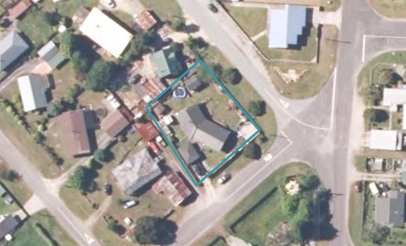 66 Davis Street, Reefton, Reefton - Carousel 1