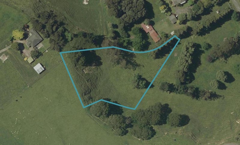 5 Te Pirangi Way - Carousel 1