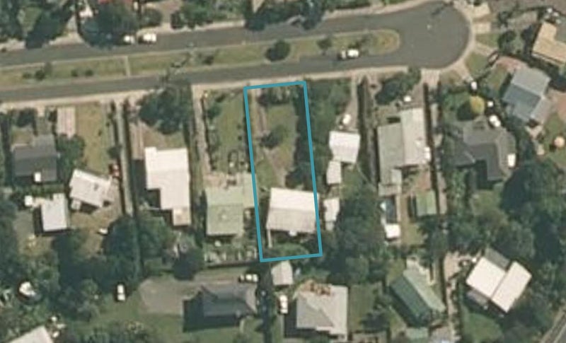 35 Hammond Avenue, Hatfields Beach, Orewa - Carousel 1