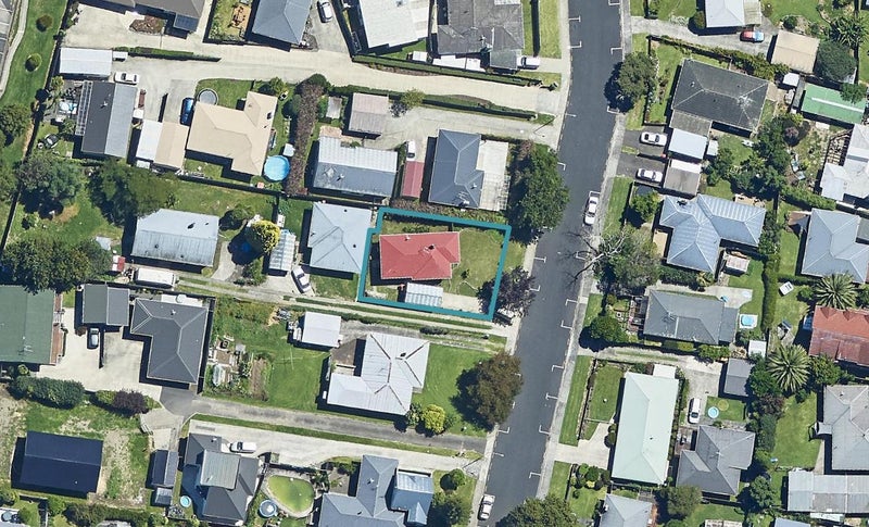 16A Queen Road, Bellevue, Tauranga - Carousel 1
