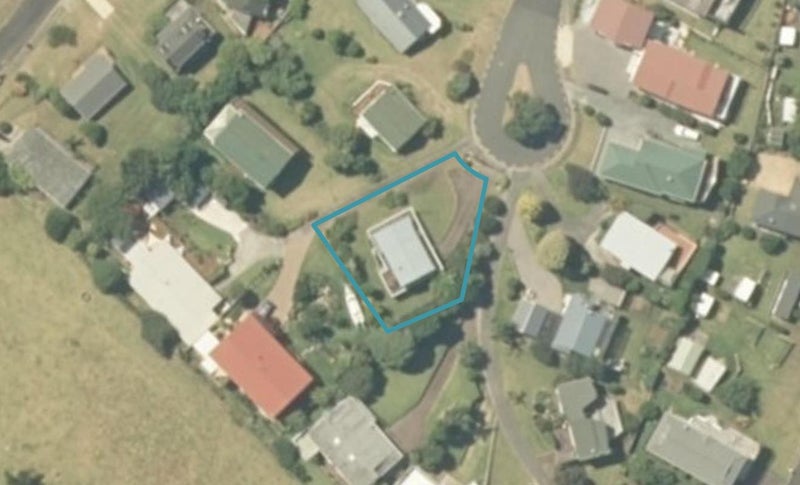 126 Titiro Place, Onemana, Whangamatā - Carousel 1