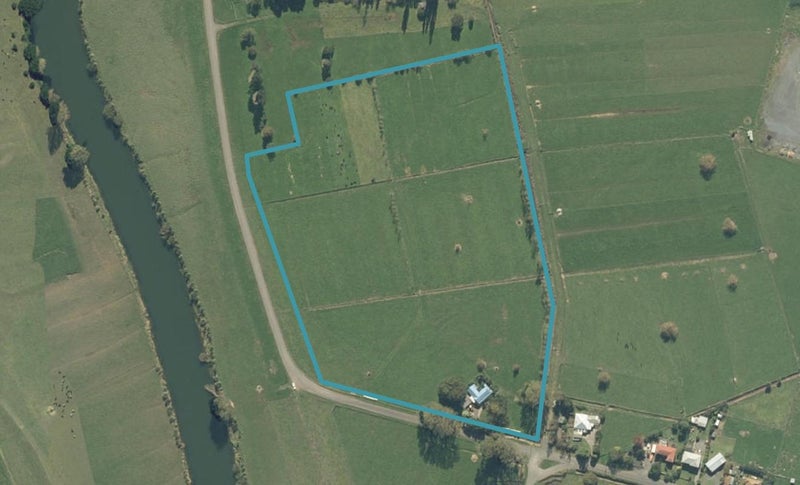 85 Junction Road, Paeroa, Paeroa - Carousel 1