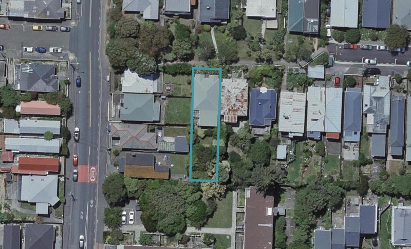 73 Te Wharepouri Street, Berhampore, Wellington - Carousel 1