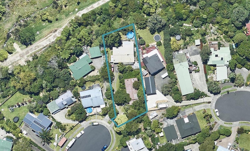 76B Victory Street, Welcome Bay, Tauranga - Carousel 1