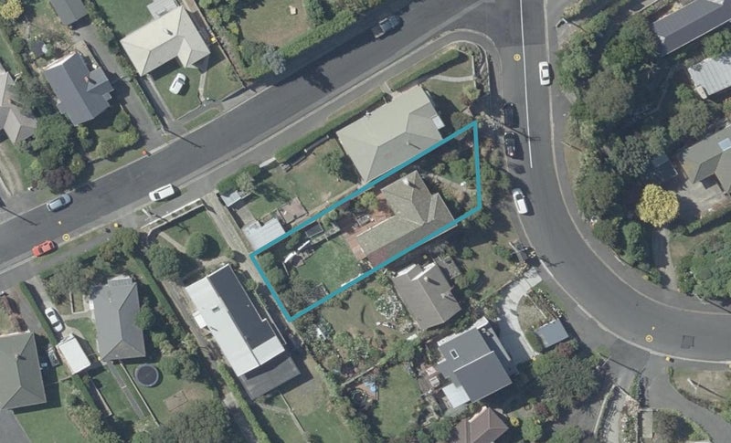 41 Earls Road, Saint Clair, Dunedin - Carousel 1