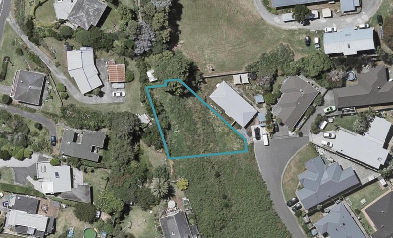 28 Rainbow Court, Raumati South, Paraparaumu - Carousel 1