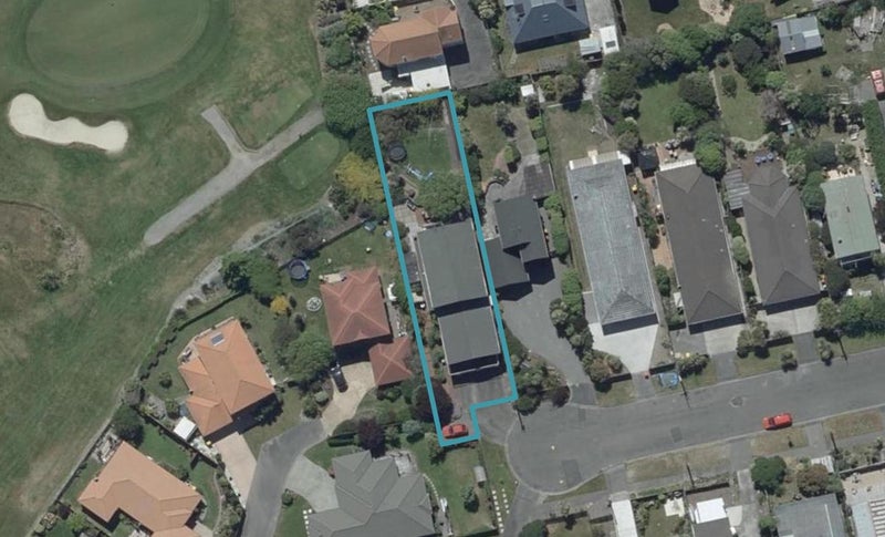 39 Larnach Street, Waimairi Beach, Christchurch - Carousel 1