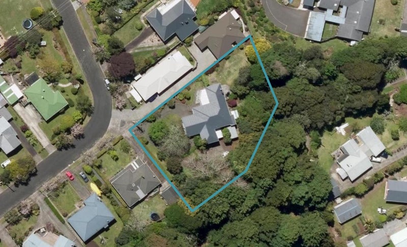 41 Tuatara Drive, Kamo, Whangarei - Carousel 1