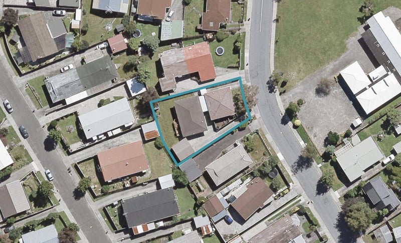 2/35 Shanly Street, Brown Owl, Upper Hutt - Carousel 1
