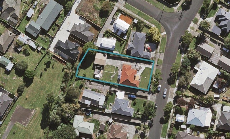 19 Wedgwood Avenue, Mangere East, Auckland - Carousel 1