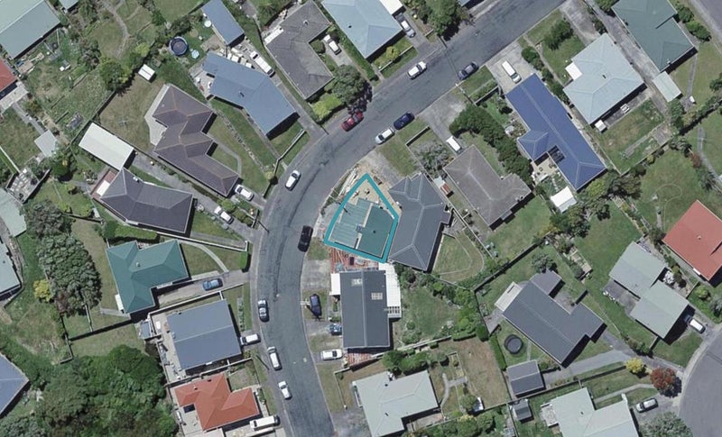 24A Baylands Drive, Newlands, Wellington - Carousel 1