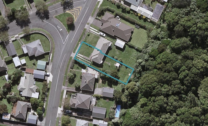 33 Somerset Street, Brooklands, New Plymouth - Carousel 1