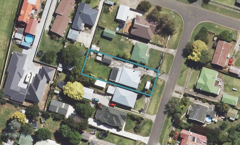 10 Foster Street, Te Hapara, Gisborne - Carousel 1
