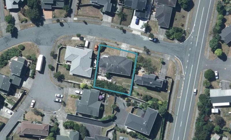 3 Sailmaker Close, Whitby, Porirua - Carousel 1