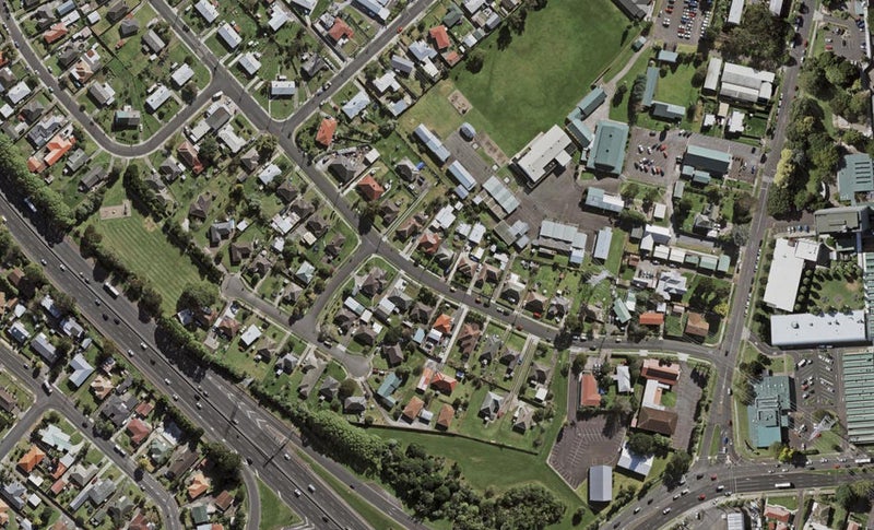 19 Ashton Avenue, Otara, Auckland - Carousel 1