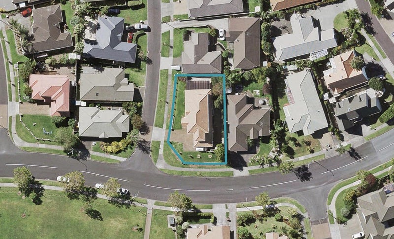1 Aspatria Place, Northpark, Auckland - Carousel 1