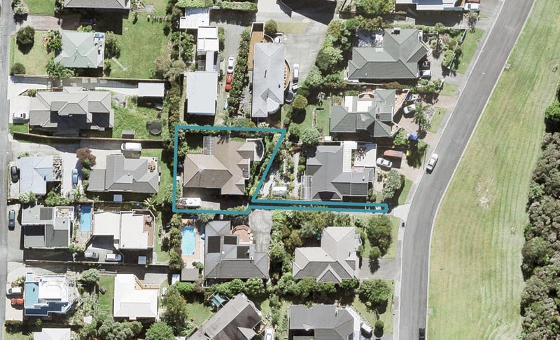 29 Shuttleworth Place, Manly, Whangaparaoa - Carousel 1