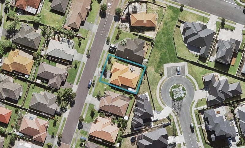 45 Richfield Crescent, Westgate, Auckland - Carousel 1