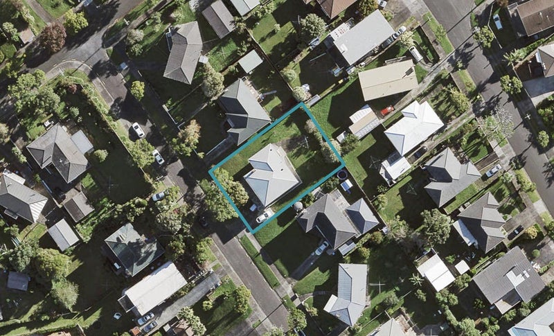 6 Hillview Avenue, New Windsor, Auckland - Carousel 1
