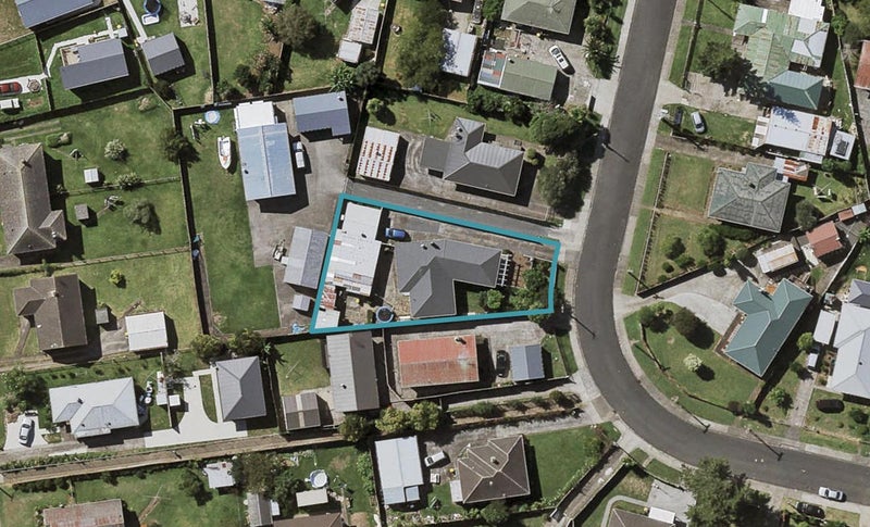 30 Parker Crescent, Otara, Auckland - Carousel 1