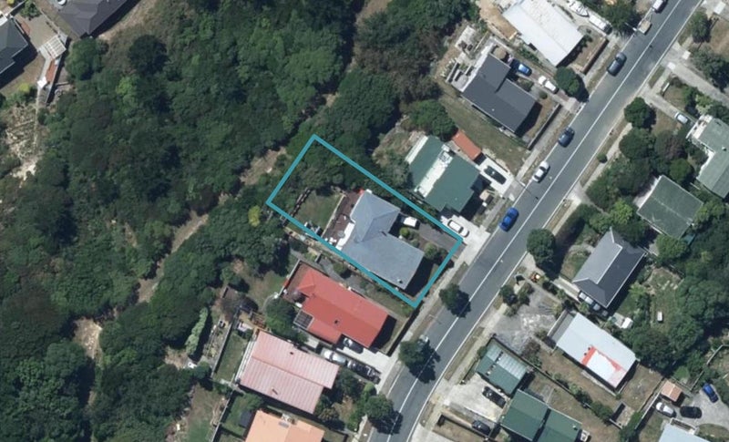 122 Conclusion Street, Ascot Park, Porirua - Carousel 1