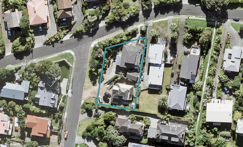 2/29 Orchard Road, Browns Bay, Auckland - Carousel 1