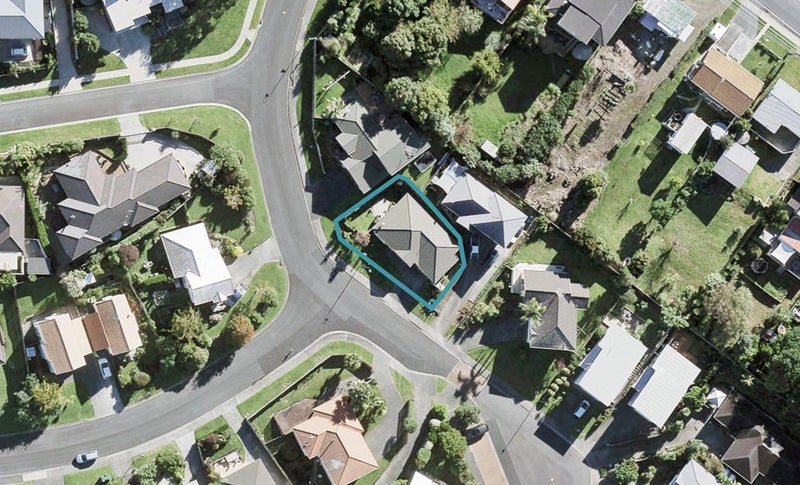 3 Ellenbury Place, Stanmore Bay, Whangaparaoa - Carousel 1