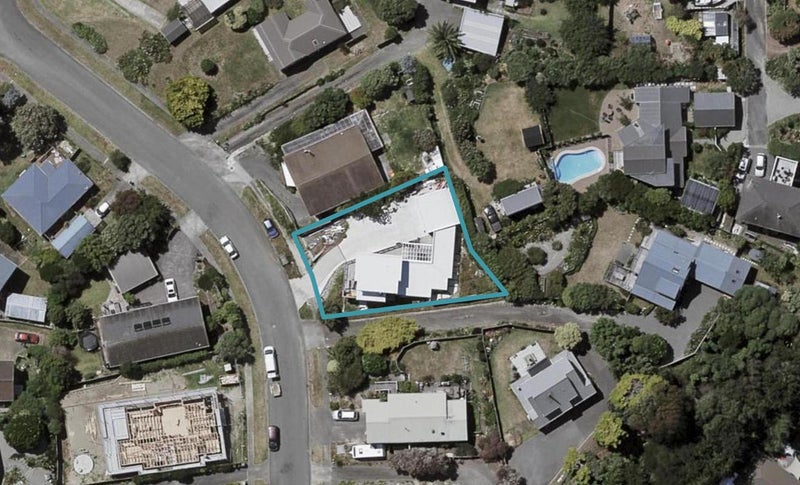 7 Pine Ridge Terrace, Waikanae Beach, Waikanae - Carousel 1