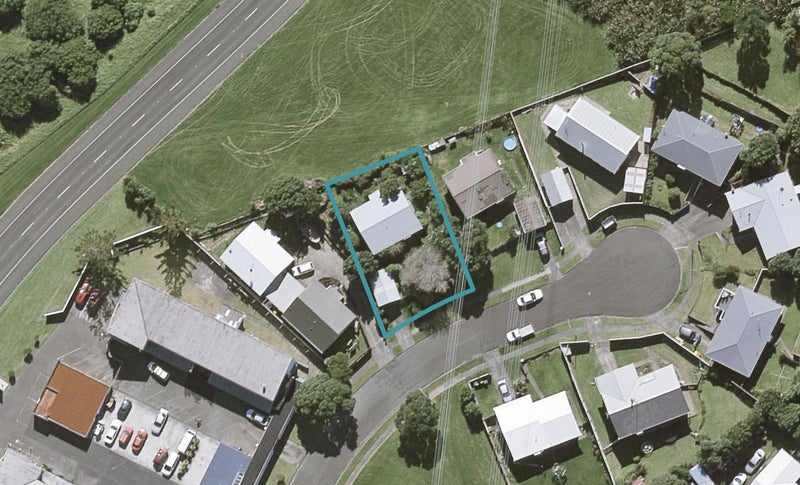13 Maui Place, Spotswood, New Plymouth - Carousel 1