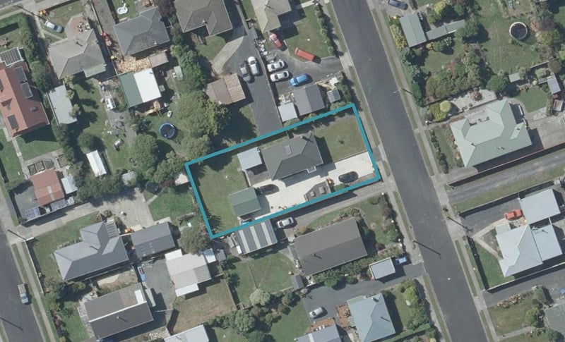 4 Valiant Road, Waldronville, Dunedin - Carousel 1