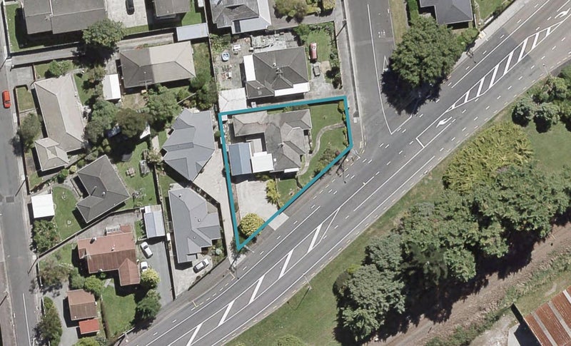 991 Fergusson Drive, Ebdentown, Upper Hutt - Carousel 1