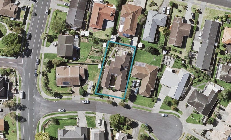 2A Veagh Place, Highland Park, Auckland - Carousel 1
