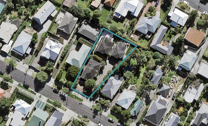 47A Springfield Road, Morningside, Auckland - Carousel 1