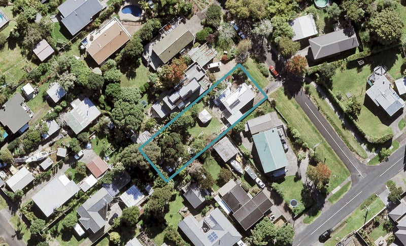 13 Duncan Rise, Herald Island, Auckland - Carousel 1