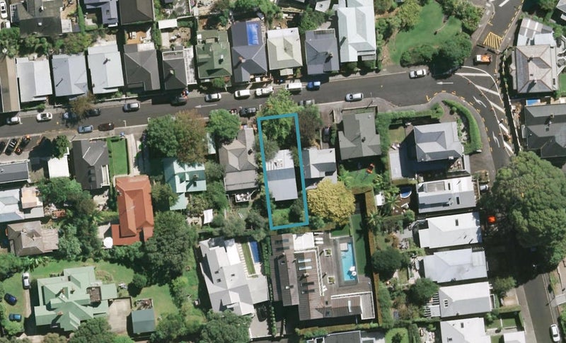 9 Russell street, Freemans Bay, Auckland - Carousel 1