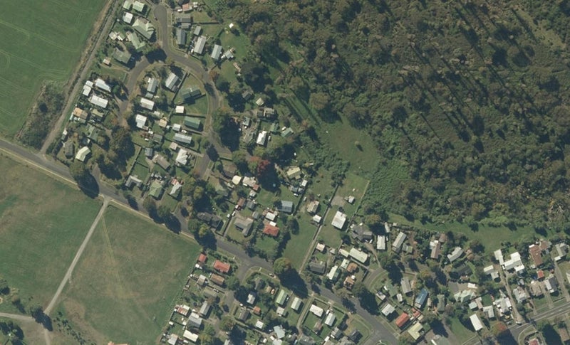 10 Rea Grove, Turangi - Carousel 1