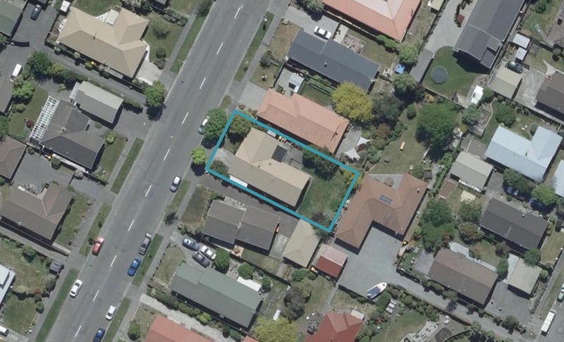 240 Queenspark Drive, Parklands, Christchurch - Carousel 1