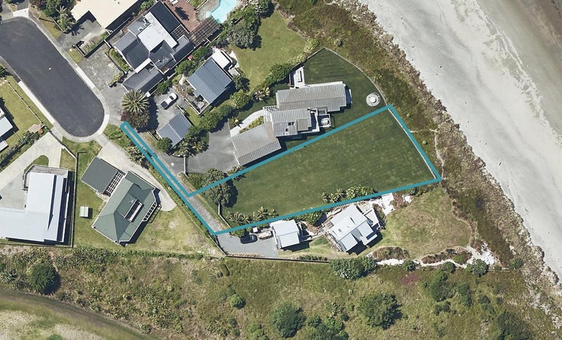 14 Glen Isla Place, Waihi Beach, Waihi Beach - Carousel 1