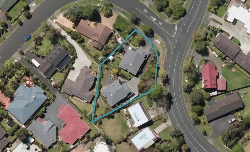 99 Fairway Drive, Te Kamo, Whangarei - Carousel 1