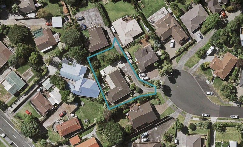 48 Ewhurst Place, Goodwood Heights, Auckland - Carousel 1