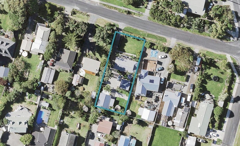 29 Beachlands Road, Beachlands, Auckland - Carousel 1
