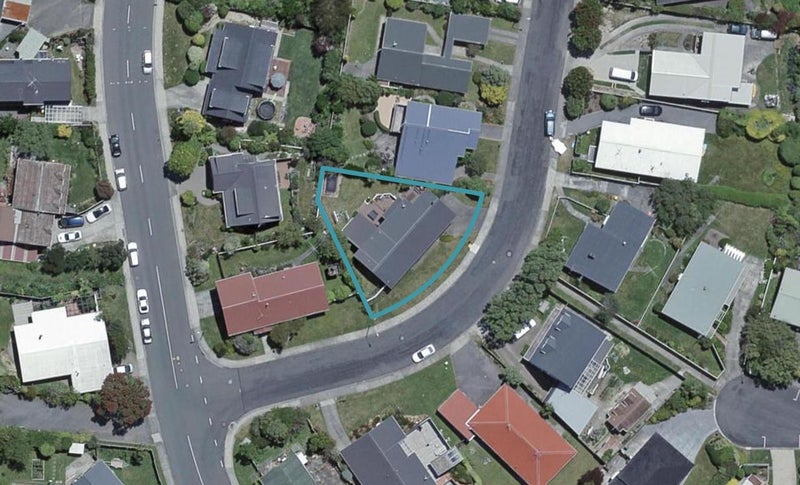 3 Cranwell Street, Churton Park, Wellington - Carousel 1