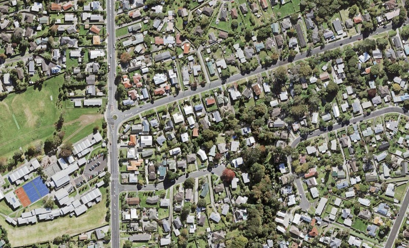 9A Eskdale Road, Birkdale, Auckland - Carousel 1