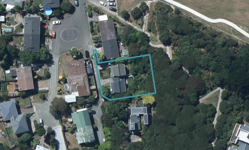 2/13 Yarrow Place, Papakōwhai, Porirua - Carousel 1