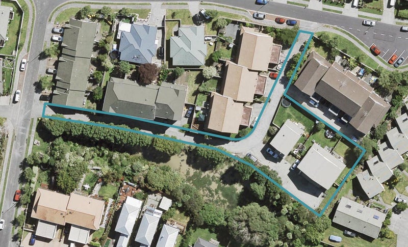 35 Lucienne Drive, Ranui, Auckland - Carousel 1