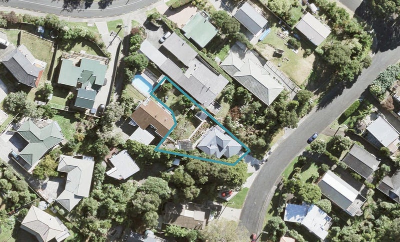 19 Elliston Crescent, Stanmore Bay, Whangaparaoa - Carousel 1