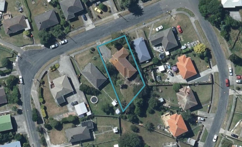 3 Jackson Terrace, Ranui, Porirua - Carousel 1