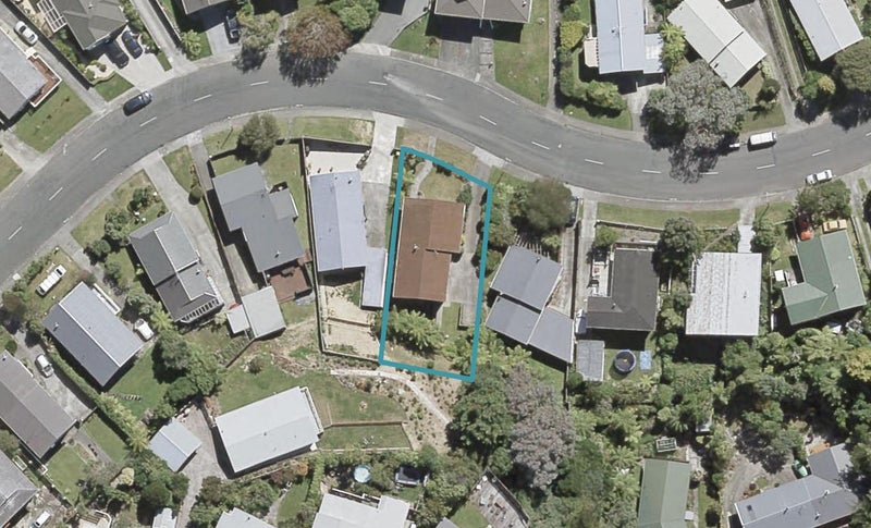 27 Redvers Drive, Belmont, Lower Hutt - Carousel 1