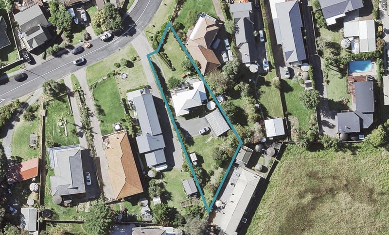 9 Campbell Road, Maraetai, Auckland - Carousel 1